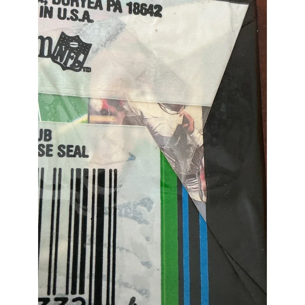1991 Topps Stadium Club Football Series 1 Wax Pack Cards FAVRE IS THE BACK CARD.